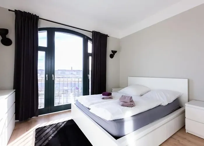 Loft 5 Balkon 15min Hbf Wifi Apartment